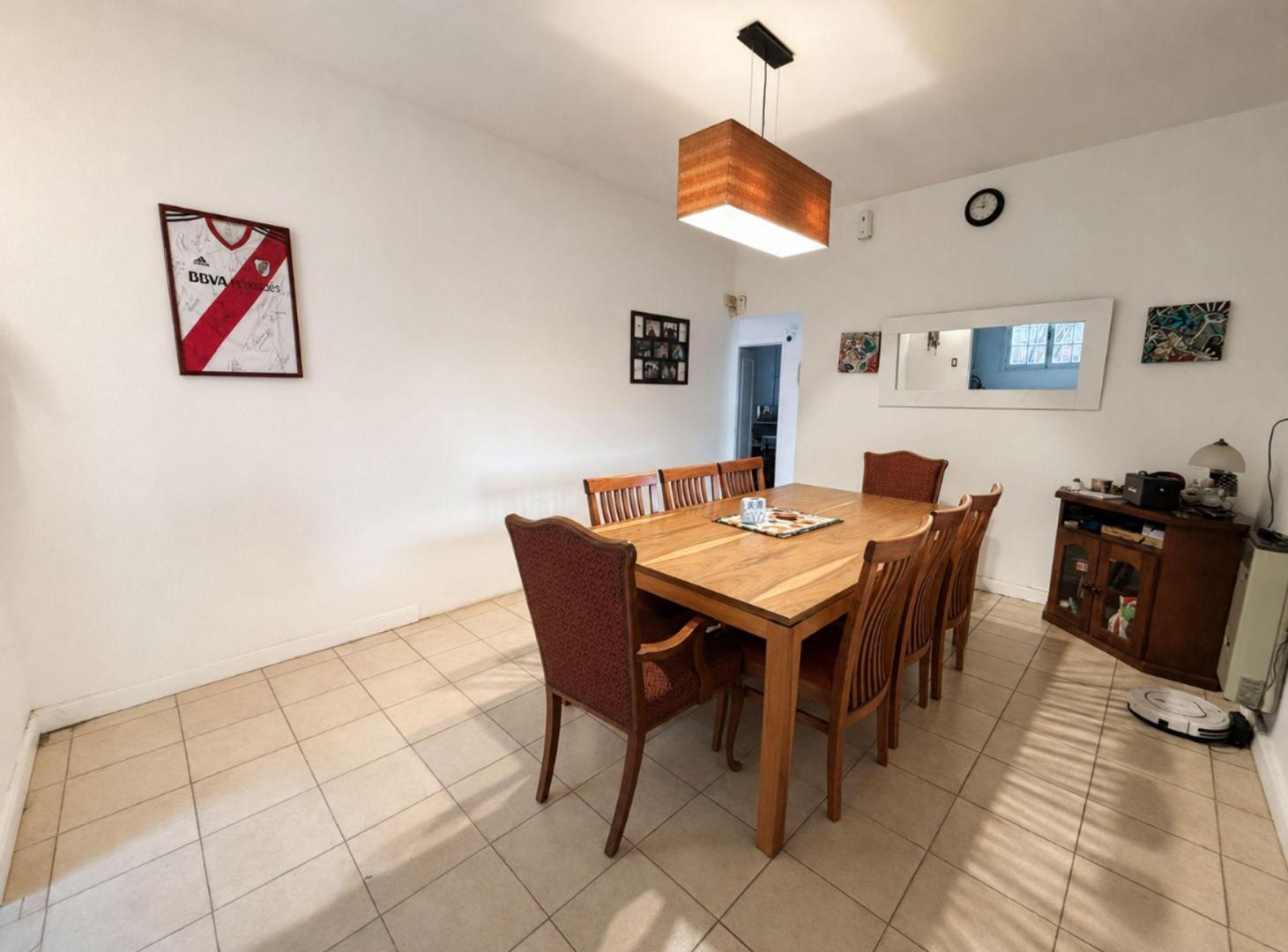 Foto de Venta Casa 3 amb - Ituzaingó - Jardín - cochera, imagen 5