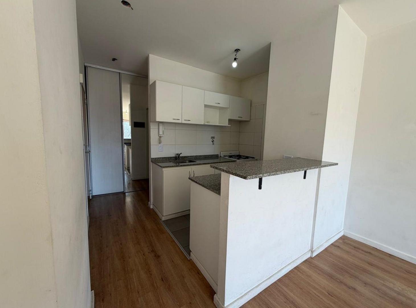 Foto de VENTA MONOAMBIENTE VILLA SANTA RITA -Balcón-, imagen 2