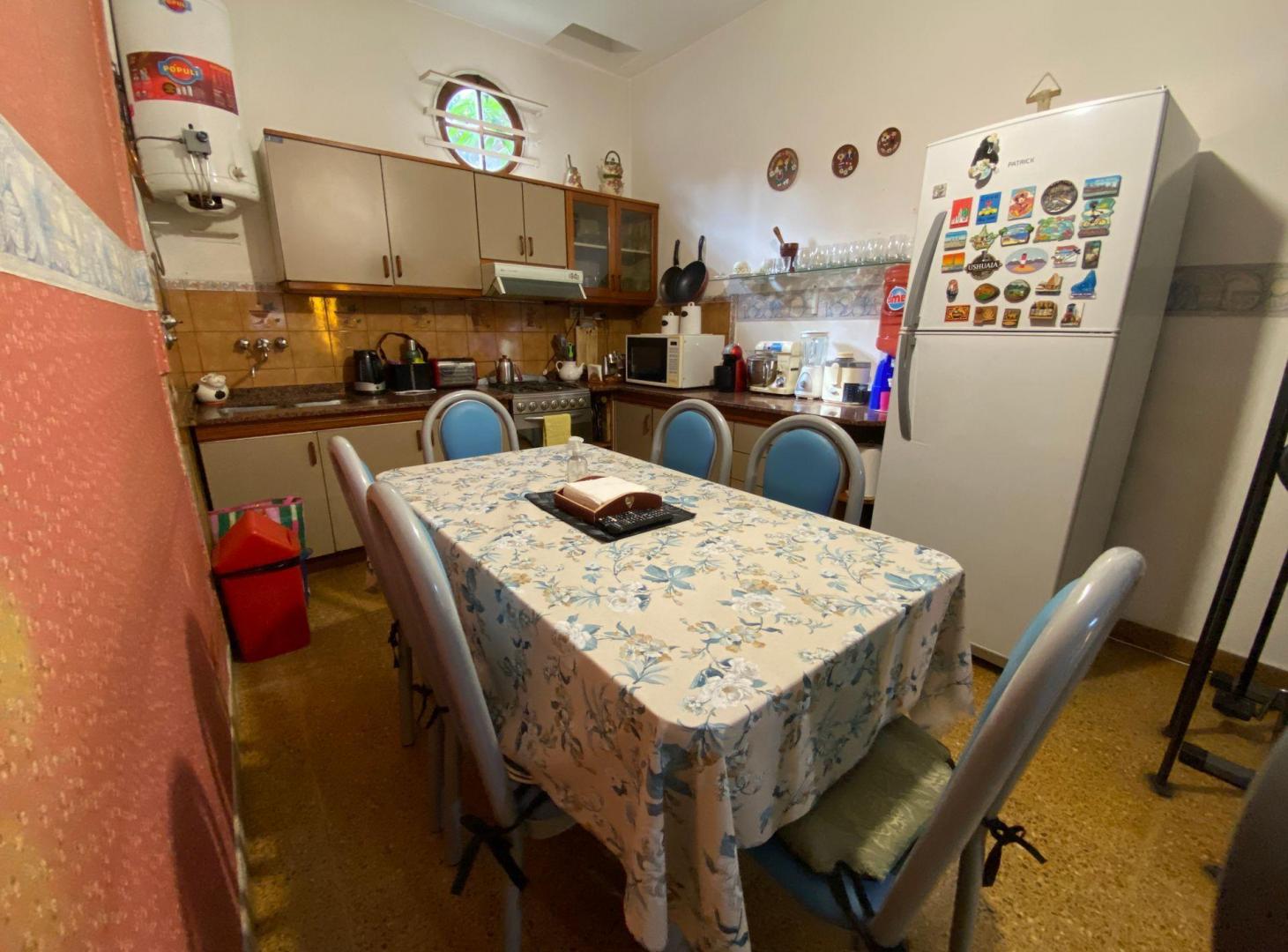Foto de VENTA PH TIPO CASA 4 AMB- COCHERA- W. MORRIS, imagen 2
