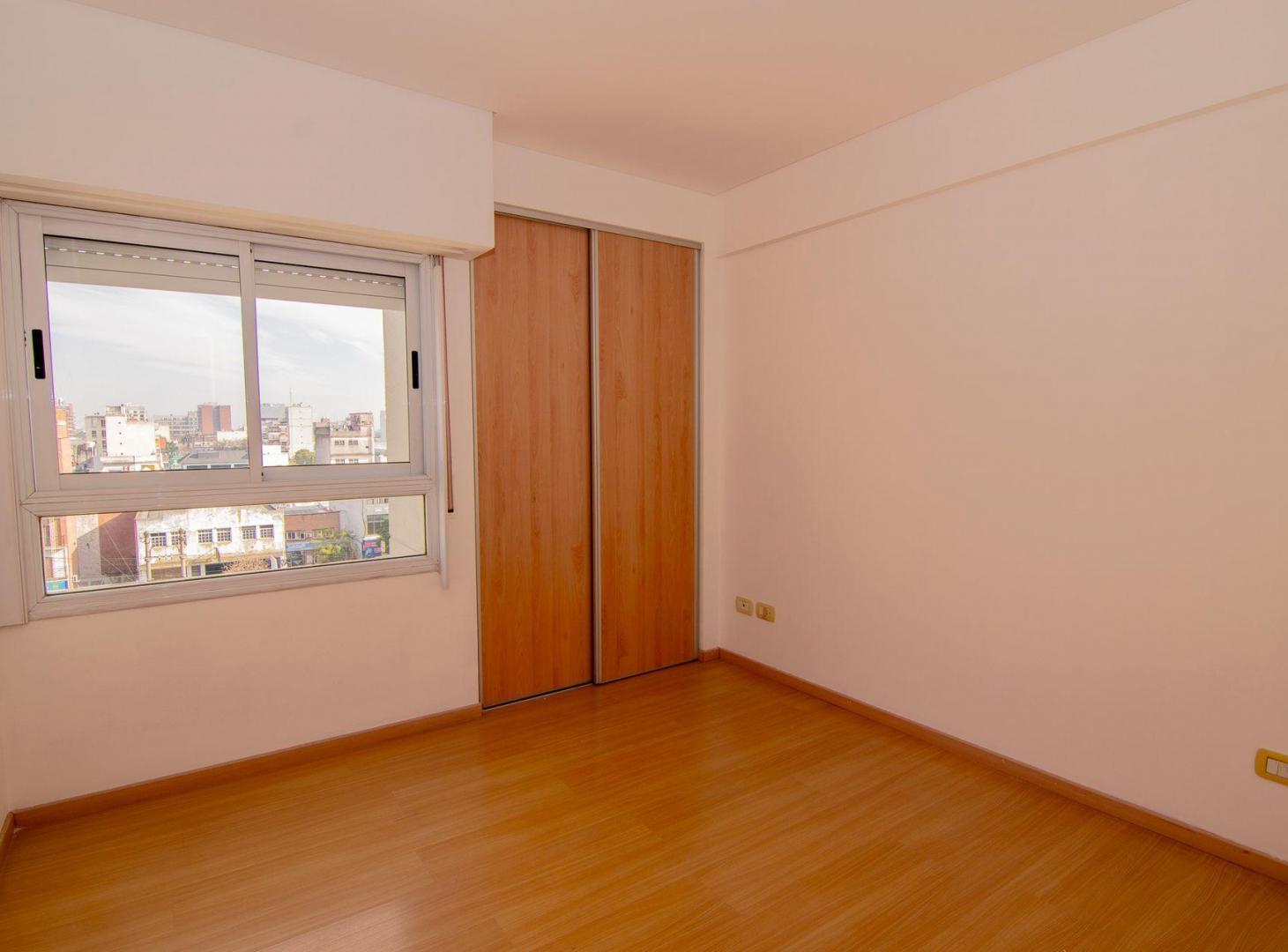 Foto de VENTA DEPTO 2 AMB MORON APTO CRED COCHERA BAULERA, imagen 4