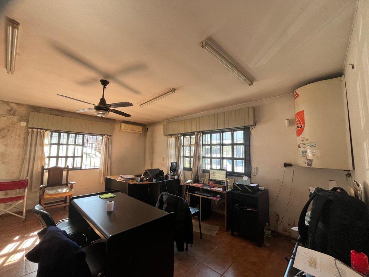 Foto de VENTA TERRENO COLECTORA ITUZAINGO CON OFICINAS, imagen 5