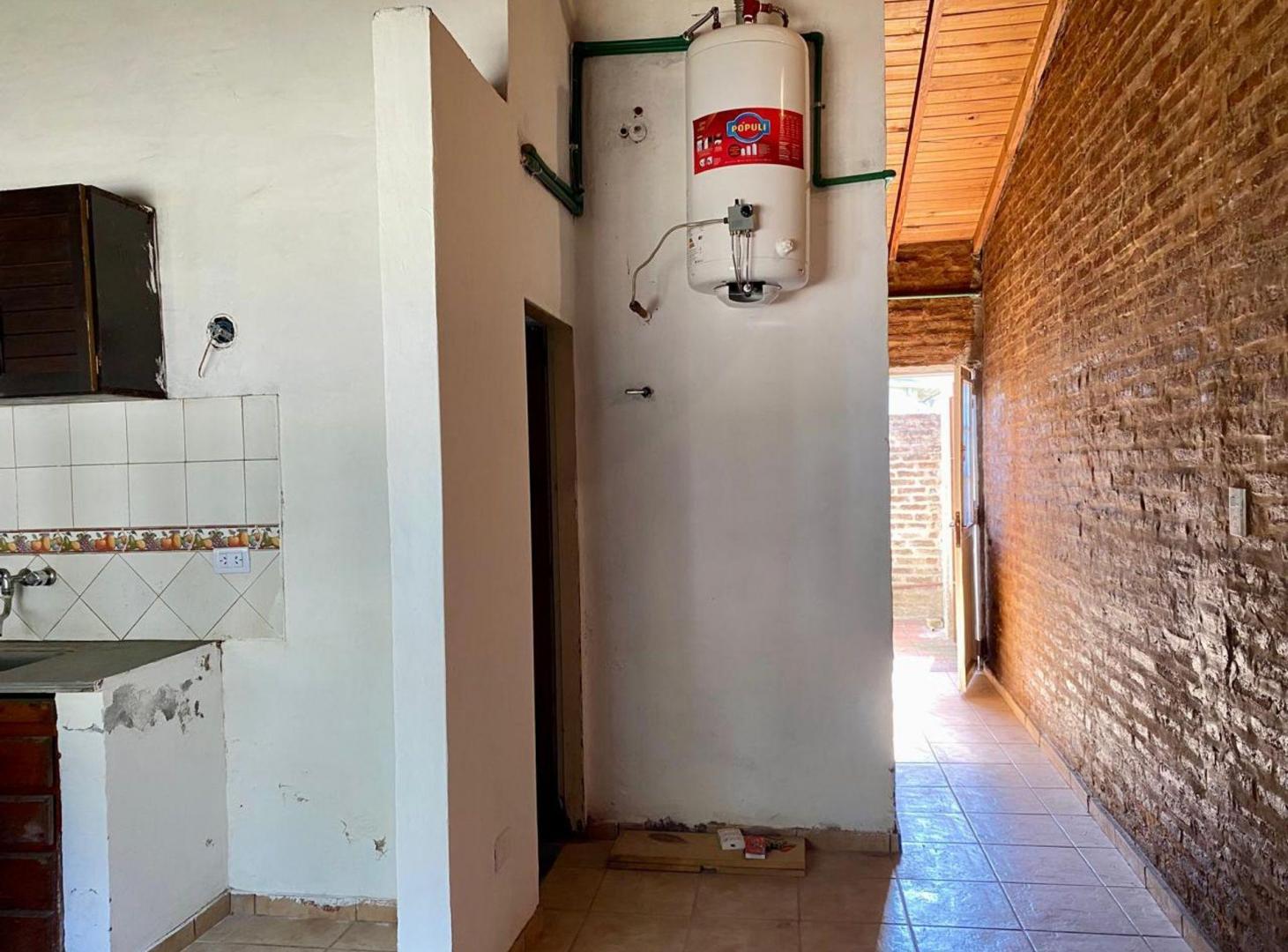 Foto de VENTA PH 2 AMBIENTES VILLA UDAONDO-PATIO, imagen 2