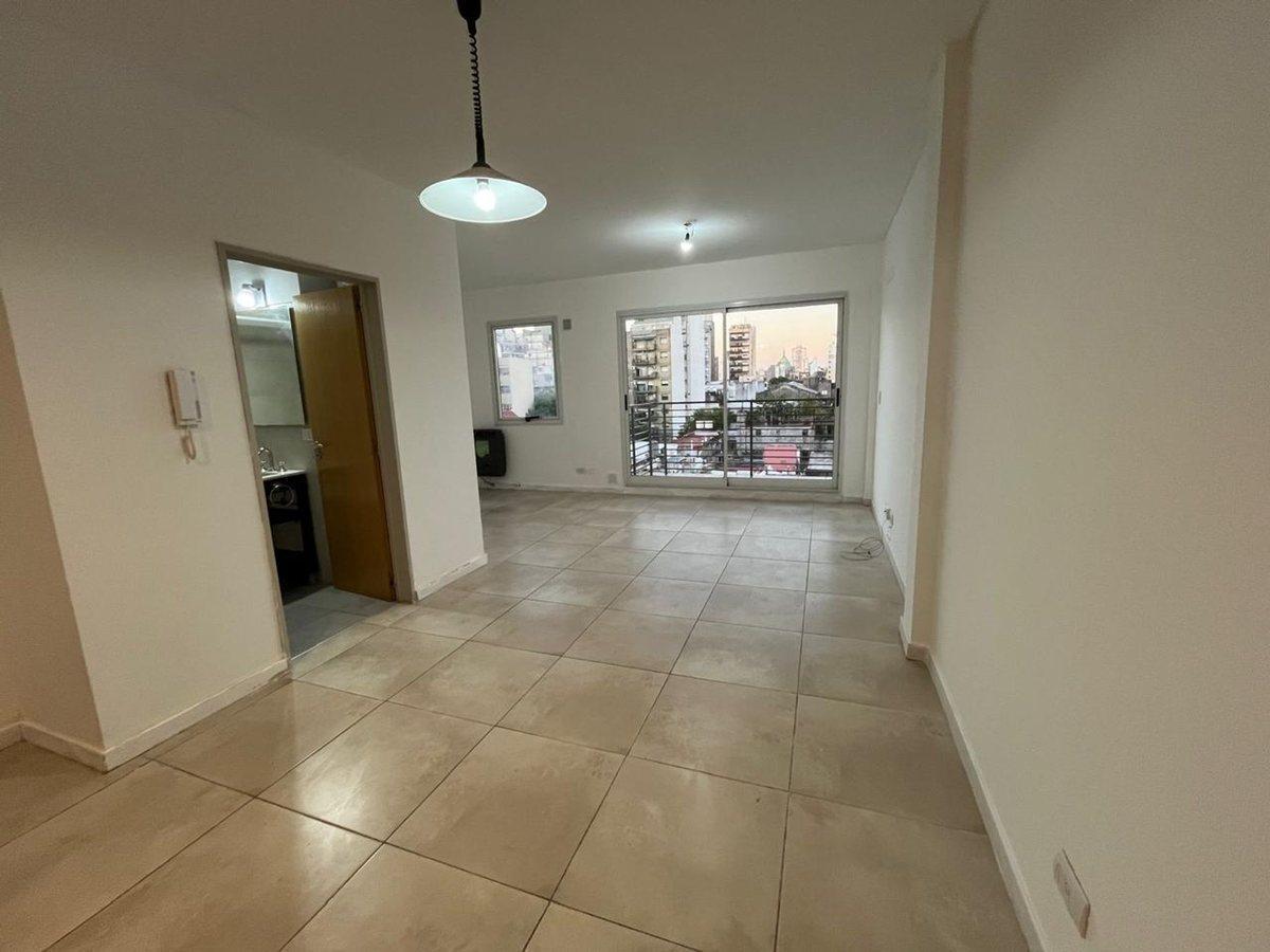 Foto de VENTA MONOAMBIENTE SAN CRISTOBAL- APTO CREDITO!, imagen 2