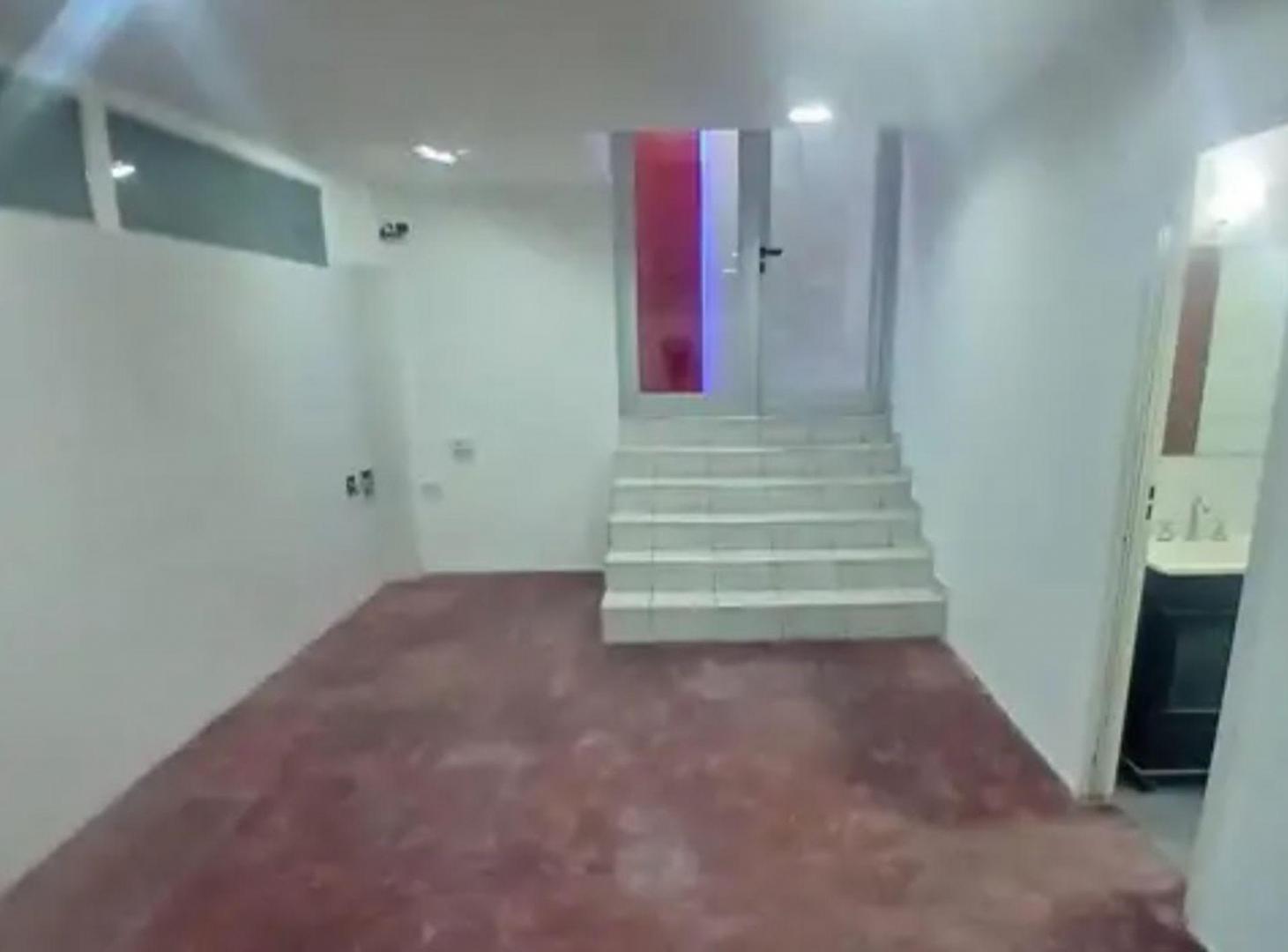 Foto de ALQUILER GALPÓN COMERCIAL CON DOBLE INGRESO -RAMOS, imagen 4