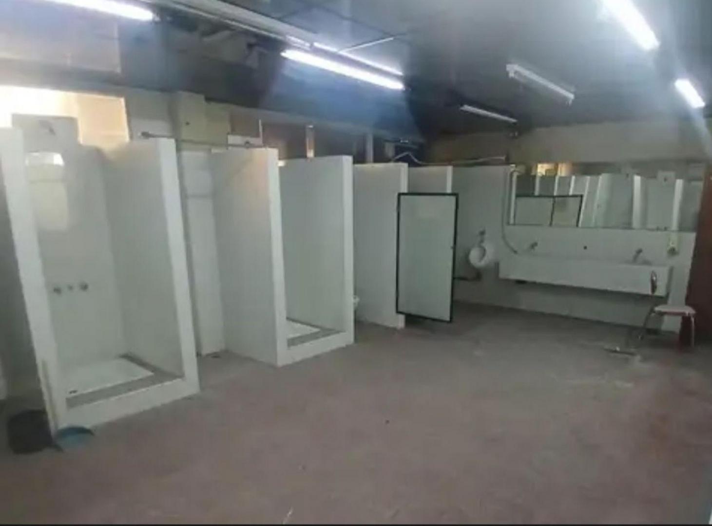 Foto de ALQUILER GALPÓN COMERCIAL CON DOBLE INGRESO -RAMOS, imagen 3