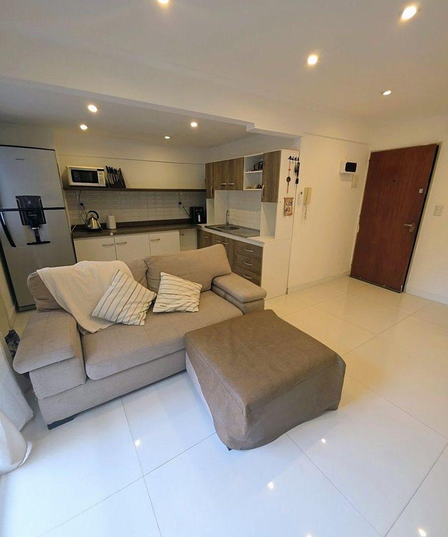 Foto de VENTA DEPTO 2 AMBIENTES AL FRENTE c/ BALCÓN -RAMOS, imagen 3