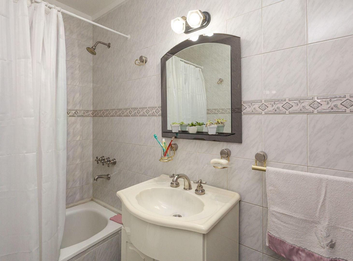 Foto de VENTA PH 3 AMB HAEDO SUR SIN EXPENSAS, imagen 3