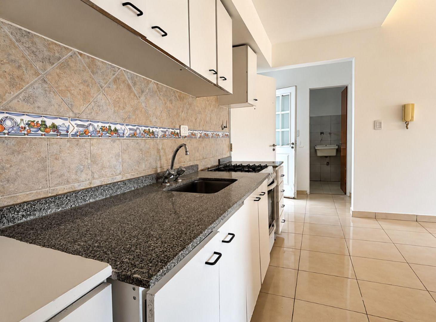Foto de VENTA DPTO RAMOS MEJIA APTO CREDITO+PATIO+COCH+TZA, imagen 1