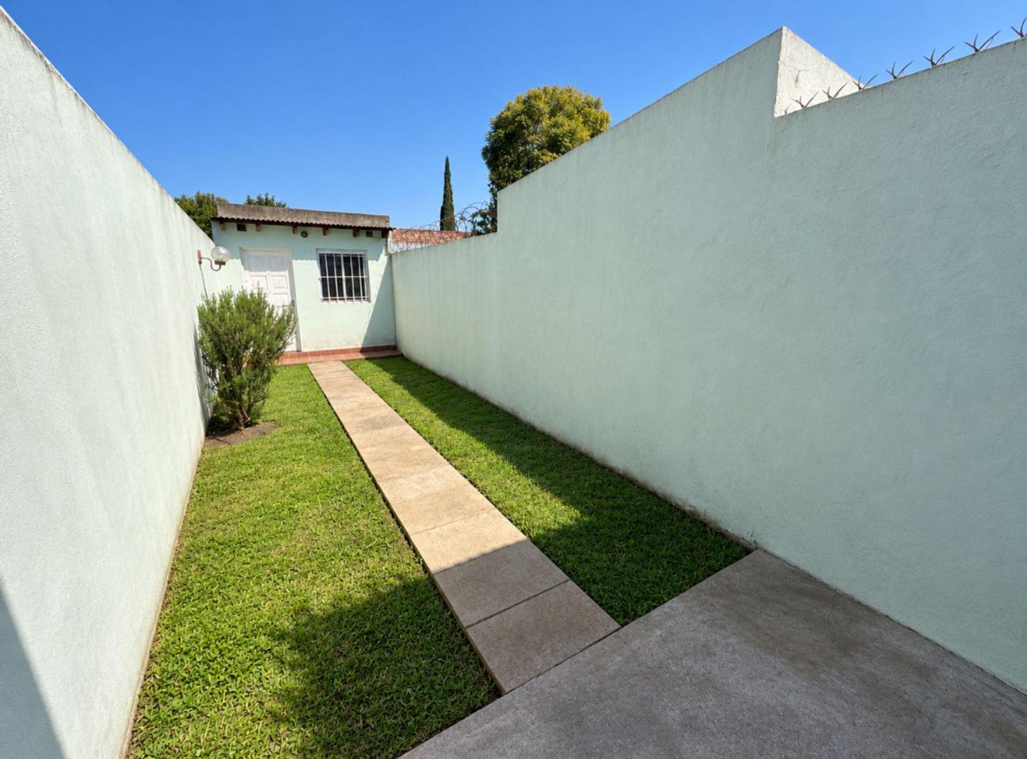 Foto de VENTA PH INDEPENDIENTE 3 AMBIENTES ITUZAINGO SUR, imagen 3