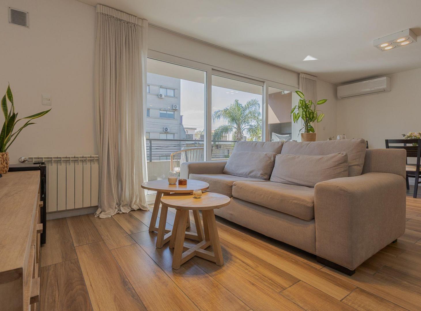 Foto de Venta Depto 2 amb - Haedo - Balcón - Cochera, imagen 1