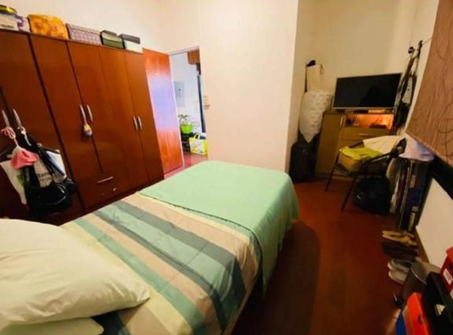 Foto de VENTA CASA + DPTO 6 AMB P. QUIRNO HURLINGHAM, imagen 2