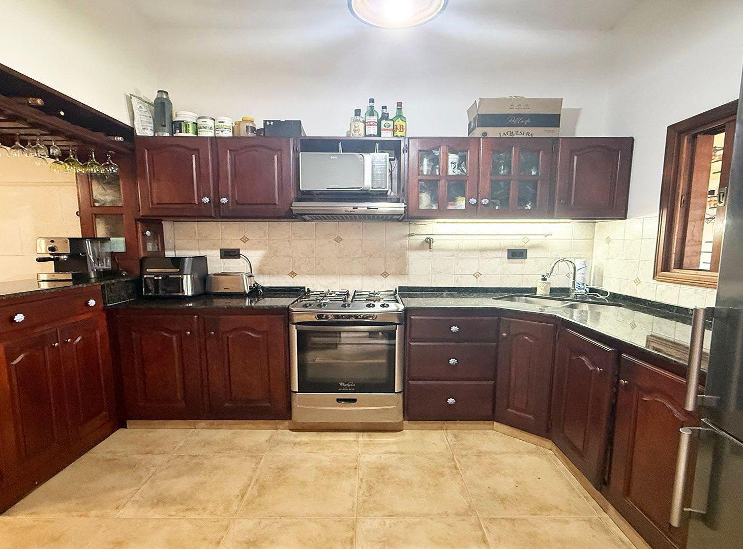 Foto de VENTA CASA 3AMB. CON PILETA, EL PALOMAR, imagen 4