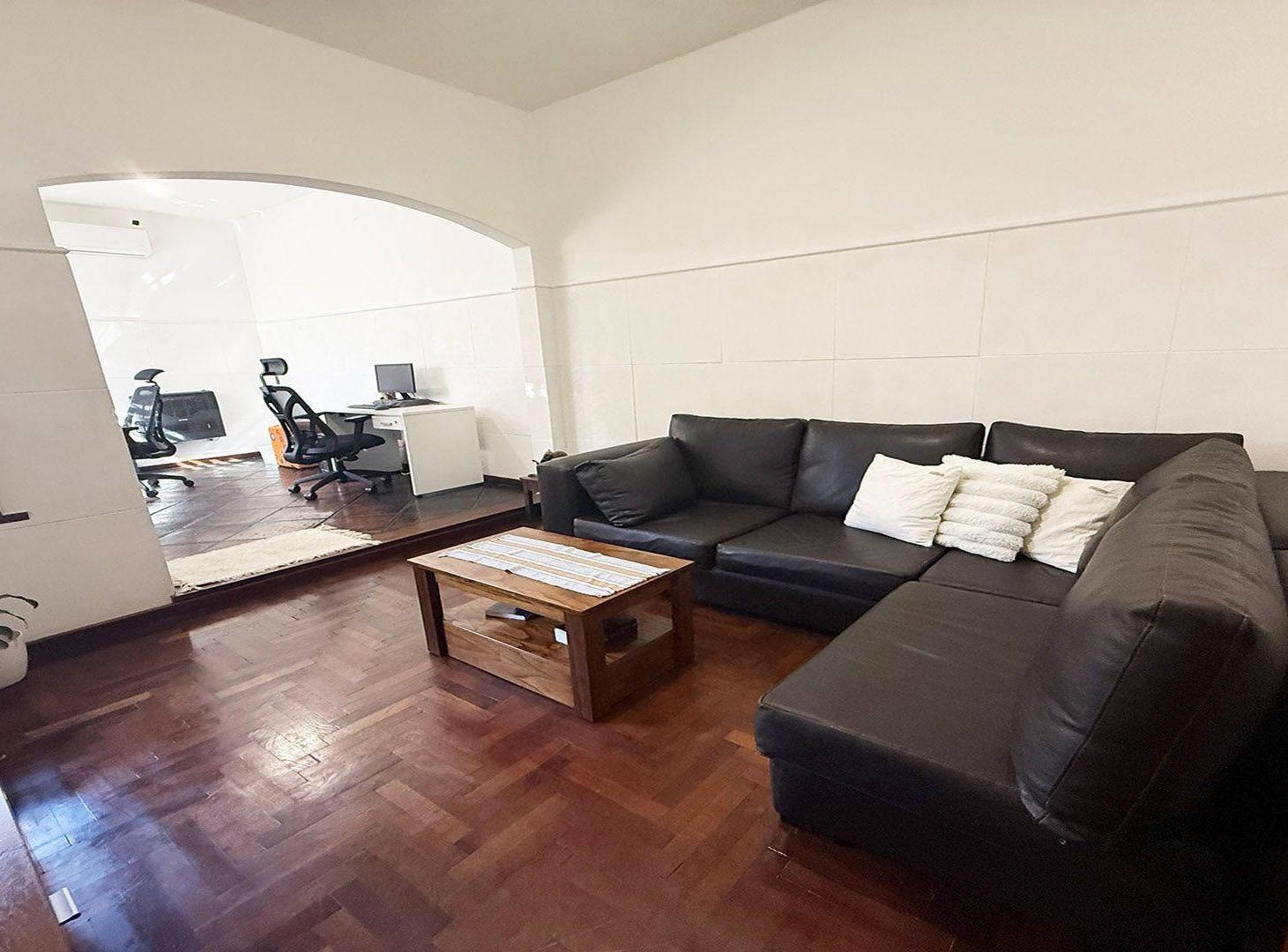 Foto de VENTA CASA 3AMB. CON PILETA, EL PALOMAR, imagen 3