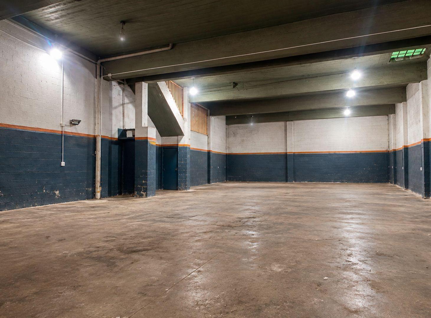 Foto de VENTA CASA 5 AMB VILLA TESEI C/ GALPON P/, imagen 2