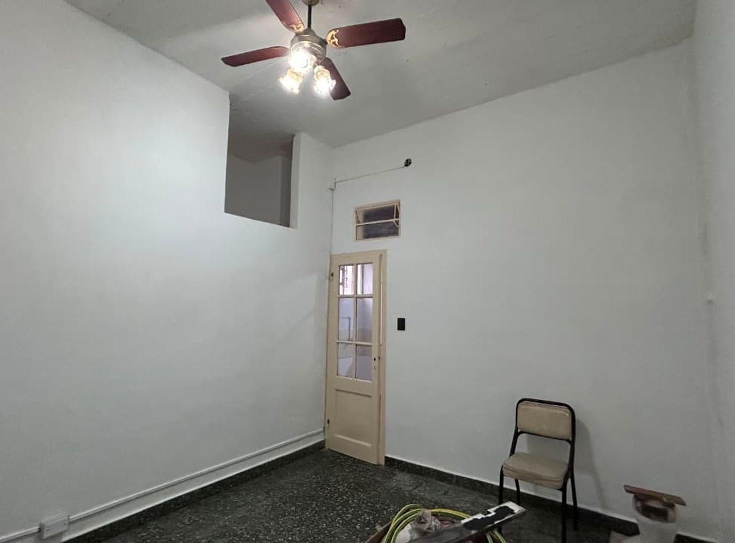 Foto de Venta PH 2 Amb - Av. San Martin Lomas Del Mirador, imagen 5