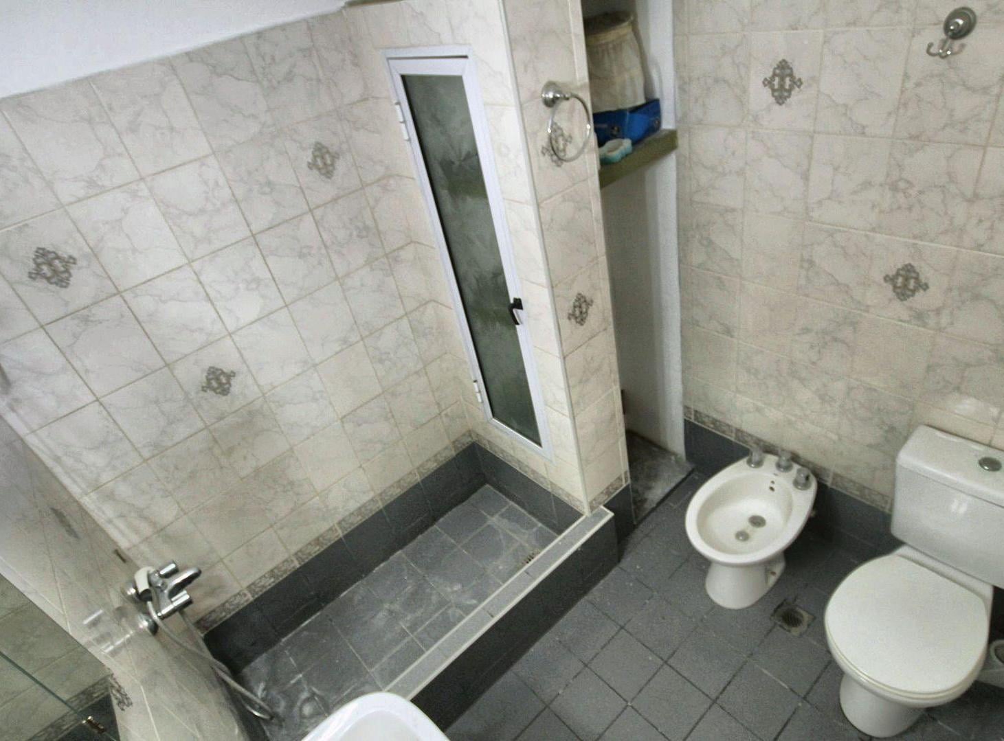 Foto de VENTA CASA 3 AMB 300 m² UDAONDO A TERMINAR, imagen 4