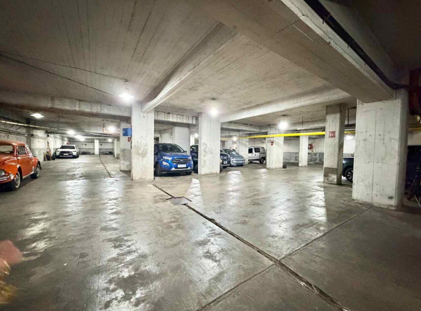 Foto de VENTA COCHERA TECHADA - EDIFICIO - RAMOS MEJÍA, imagen 1