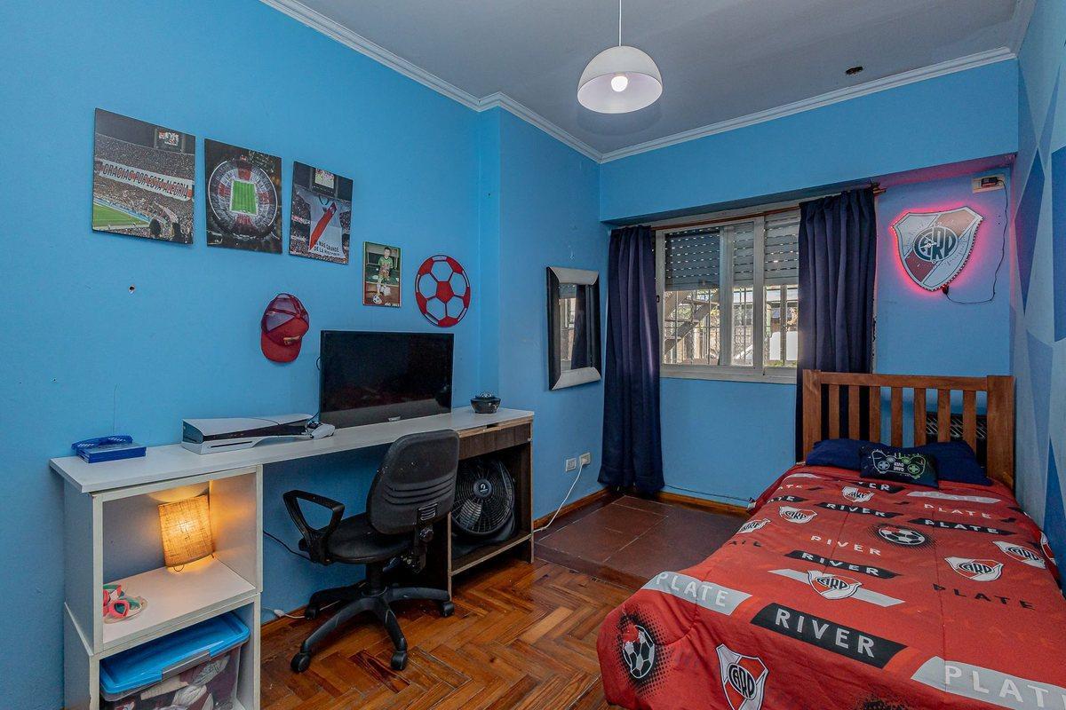 Foto de Venta - 2 casas indep. - 6 amb - San Justo., imagen 2