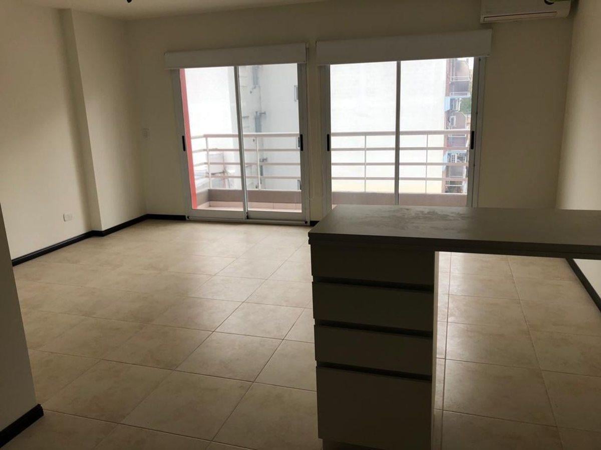 Foto de VENTA DEPARTAMENTO MONOAMBIENTE MORON CON COCHERA, imagen 5