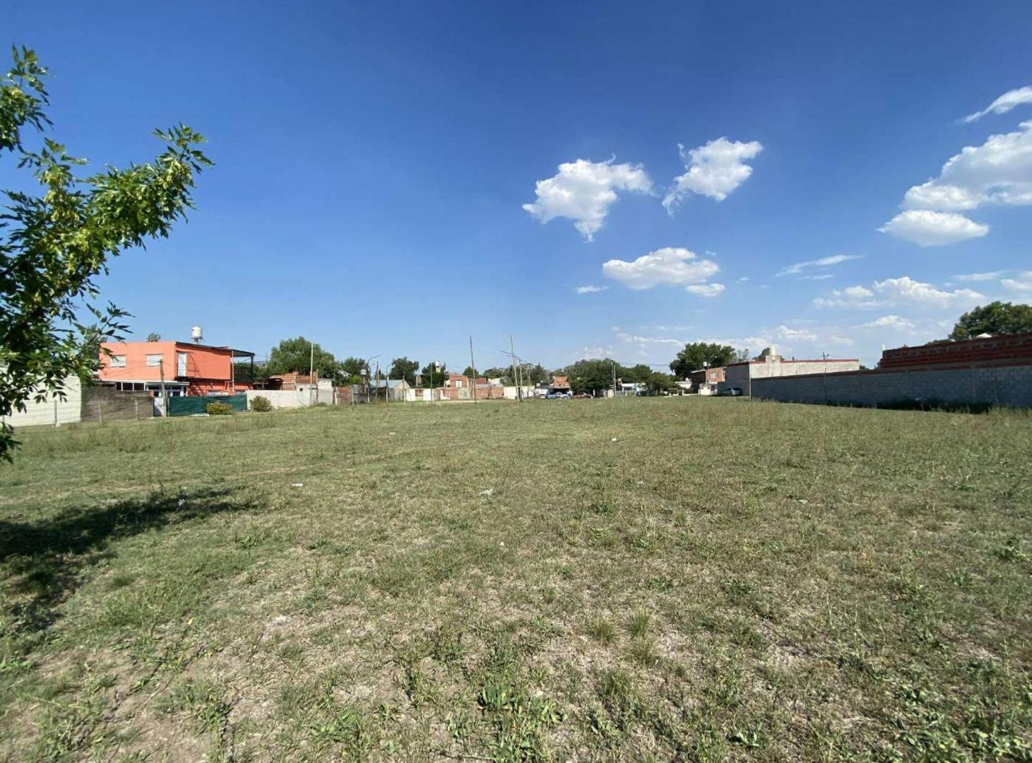 Foto de VENTA LOTE 489 M2 EN WILLIAM MORRIS - HURLINGHAM, imagen 2