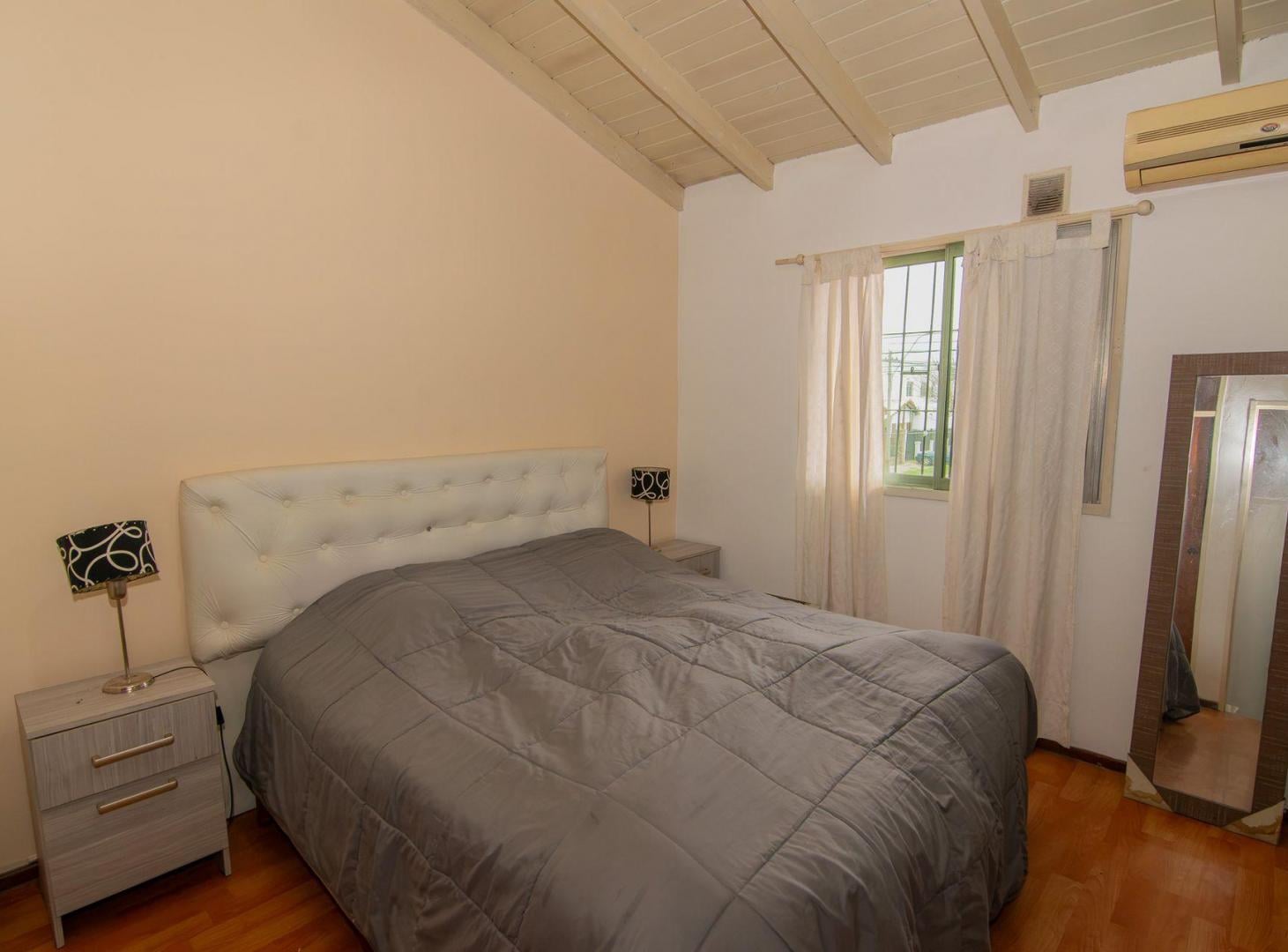 Foto de Venta Haedo PH duplex 2 amb con cochera, imagen 2