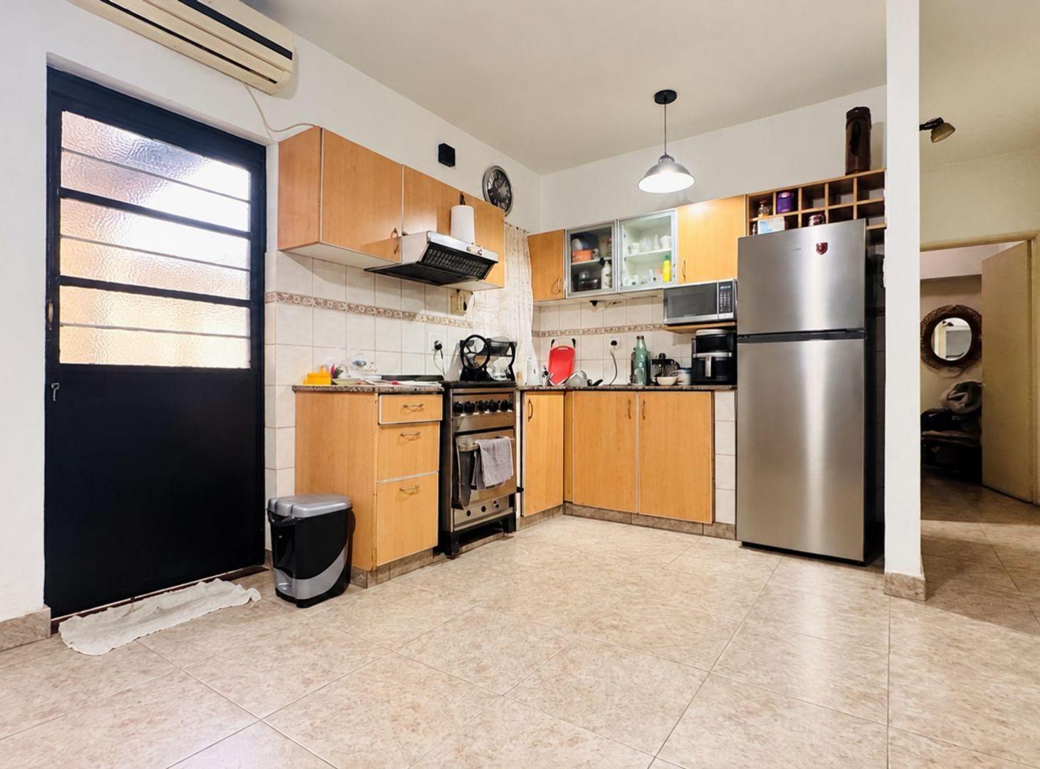 Foto de Venta Haedo Casa 4 dorm. cochera y patio, imagen 4