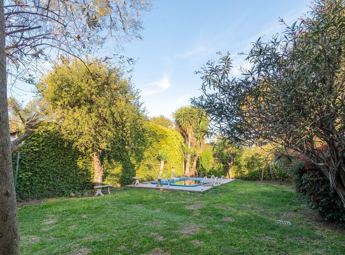 Foto de VENTA PH TIPO CASA HAEDO NORTE C/PILETA Y PARQUE, imagen 3