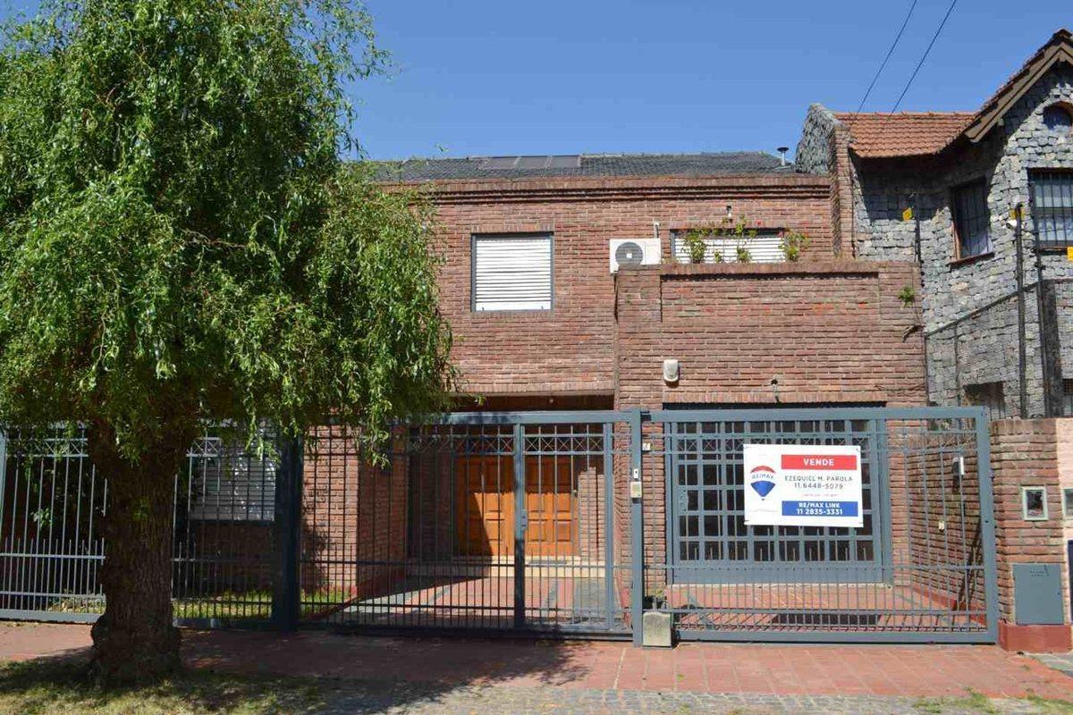 Foto de Venta casa zona oeste Ramos Majia Facilidades, imagen 1