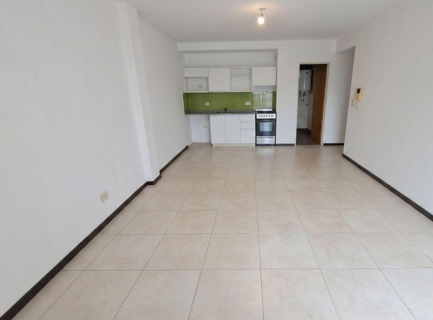 Foto de VENTA DPTO MONOAMBIENTE CON BALCÓN, MORÓN, imagen 2