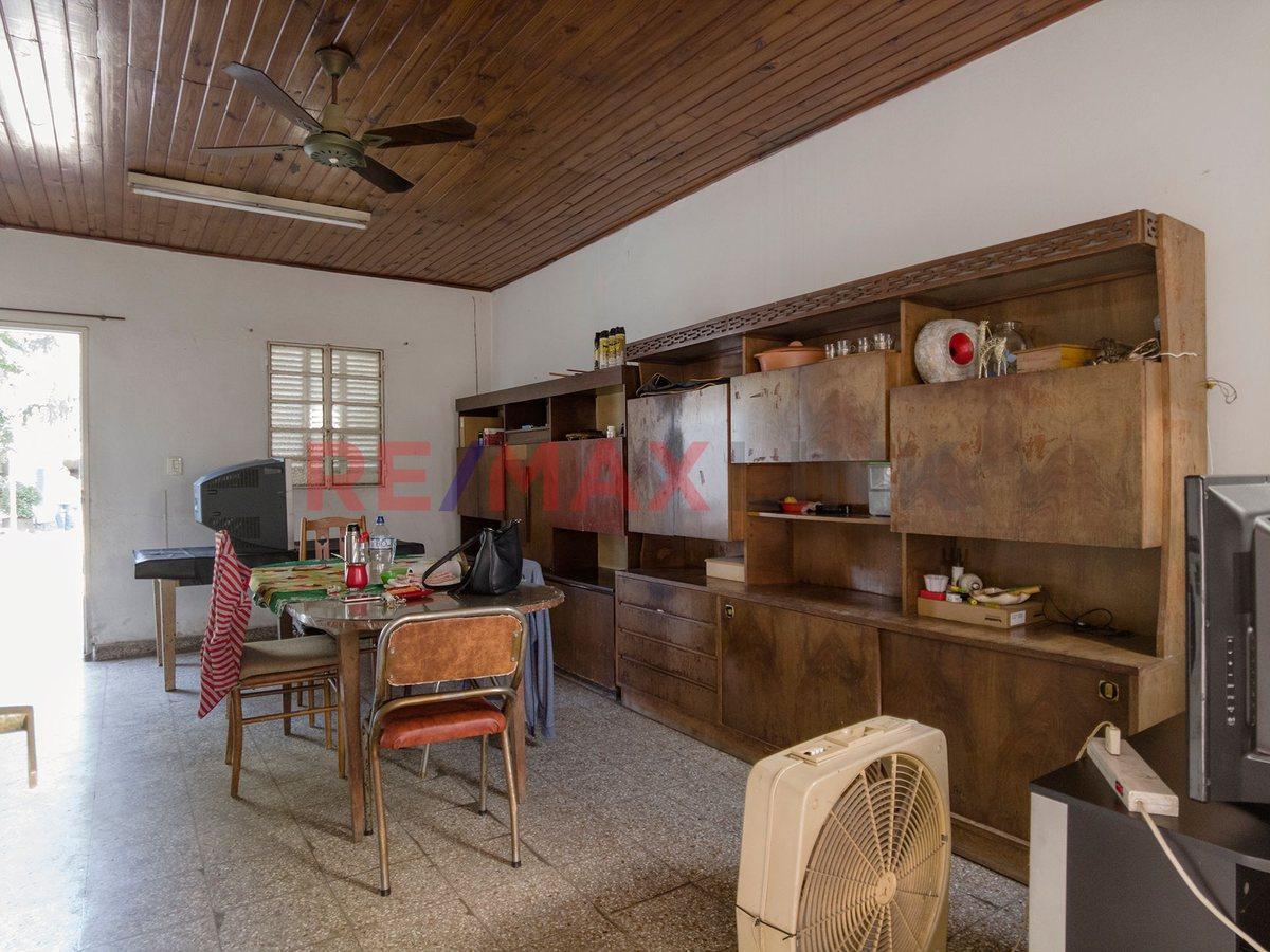 Foto de Venta Casa 4 Amb, Villa Ballester. Lote desarrollo, imagen 4