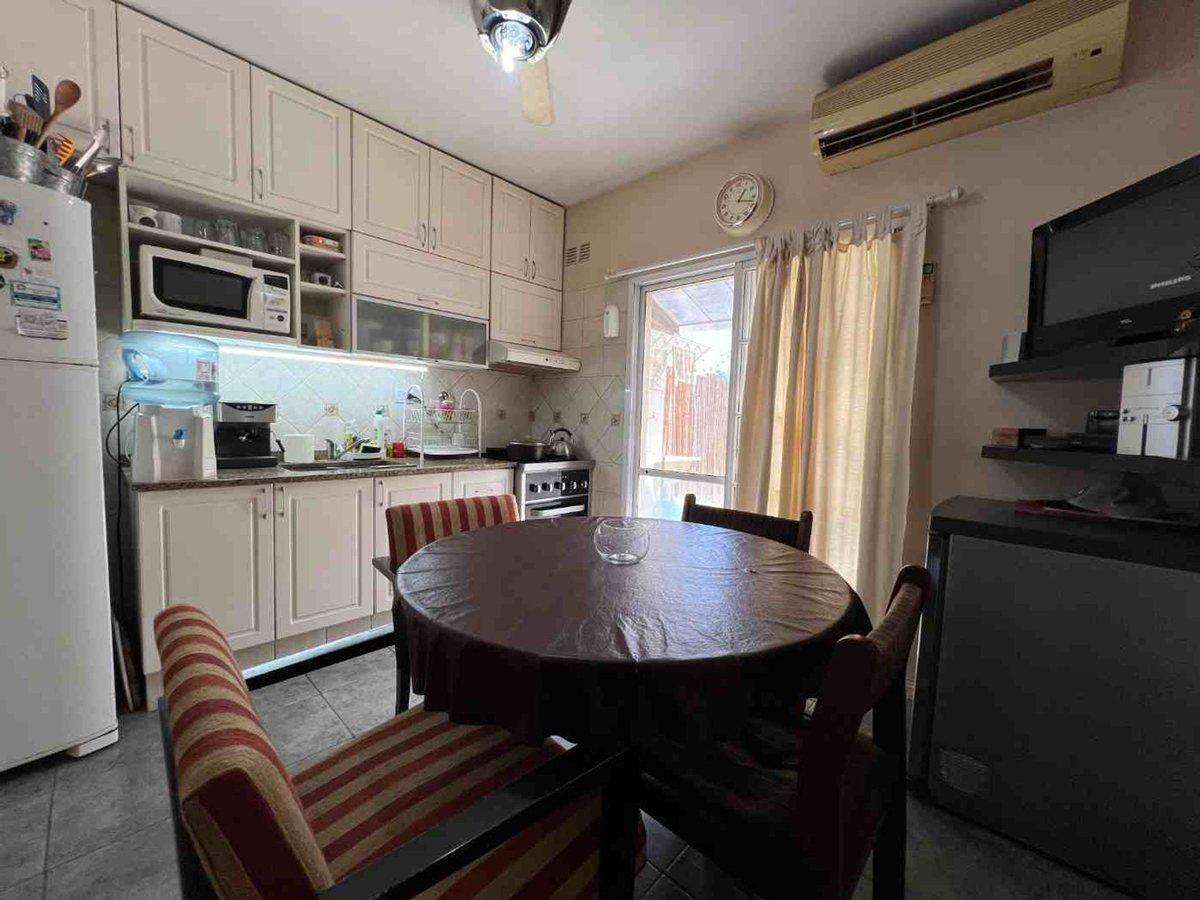 Foto de CASA VENTA TRIPLEX EN BARRIO EL MIRADOR HURLINGHAM, imagen 4