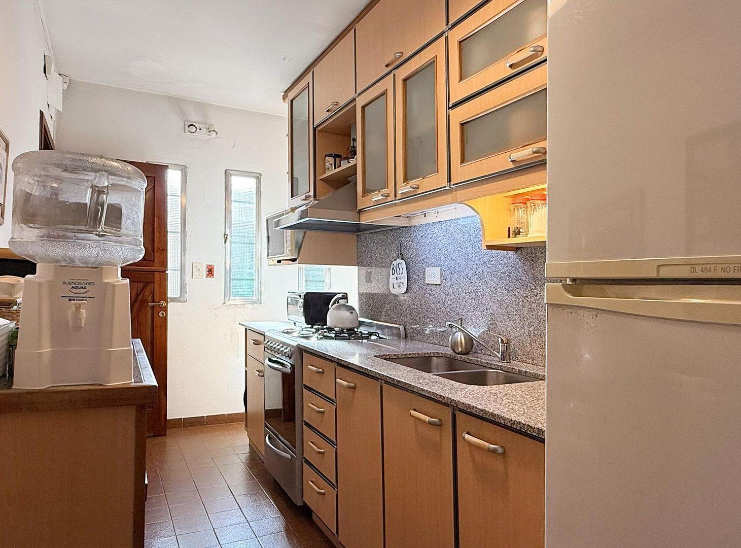Foto de Venta Casa 4 amb - Castelar - Jardin - Balcon, imagen 4