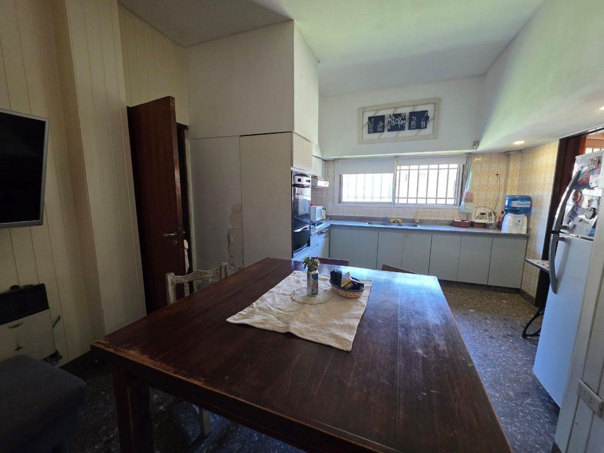 Foto de VENTA CASA 3 AMBIENTES C/PATIO COCHERA HURLINGHAM, imagen 4