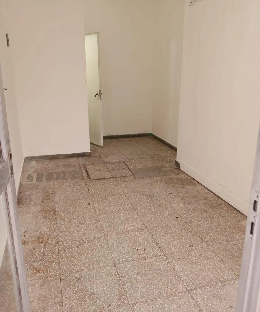 ALQUILER LOCAL COMERCIAL - WILDE CENTRO 3