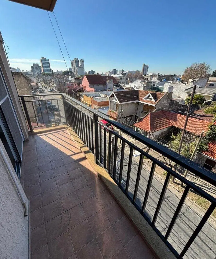 ALQUILER DEPARTAMENTO 3 AMBIENTES - WILDE - CON COCHERA - 2
