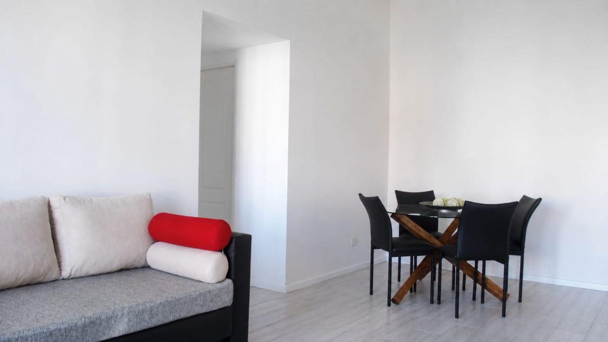 Foto de ALQUILER TEMPORARIO DEPARTAMENTO 2 AMBIENTES - SAN TELMO, imagen 4