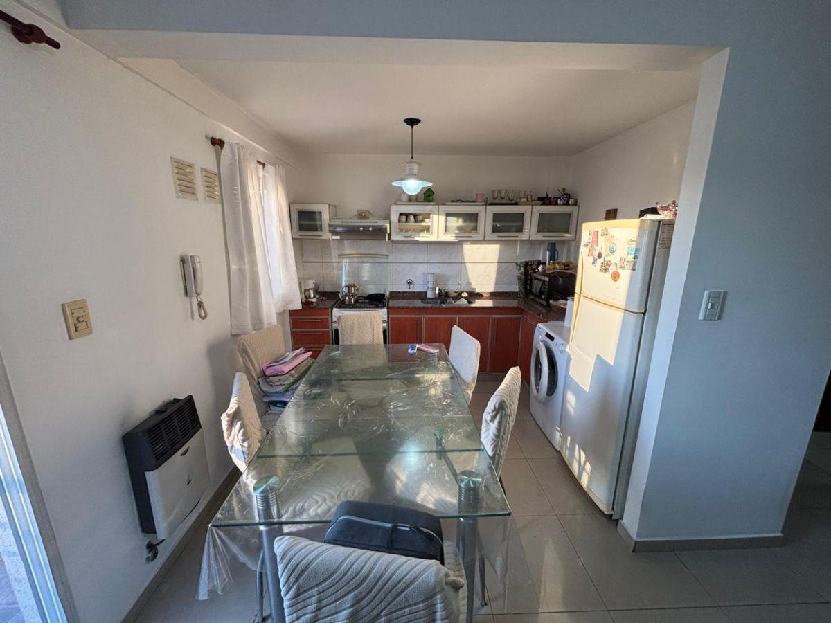 Foto de VENTA DEPARTAMENTO 3 AMBIENTES - WILDE, imagen 2