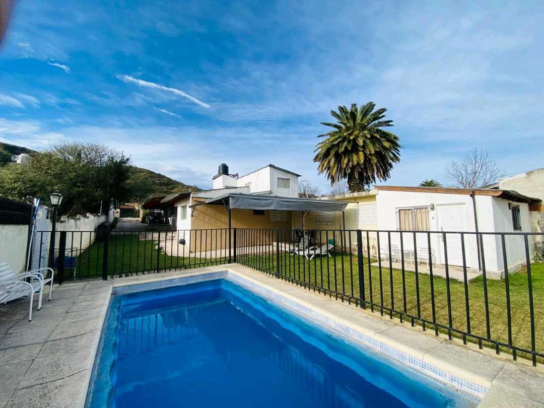 Venta Casa y 6 Departamentos Centro Carlos Paz 5