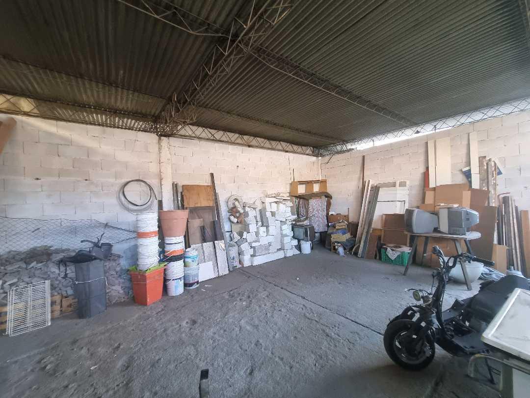 Se Vende Galpon Sobre Av Principal Carlos Paz 2