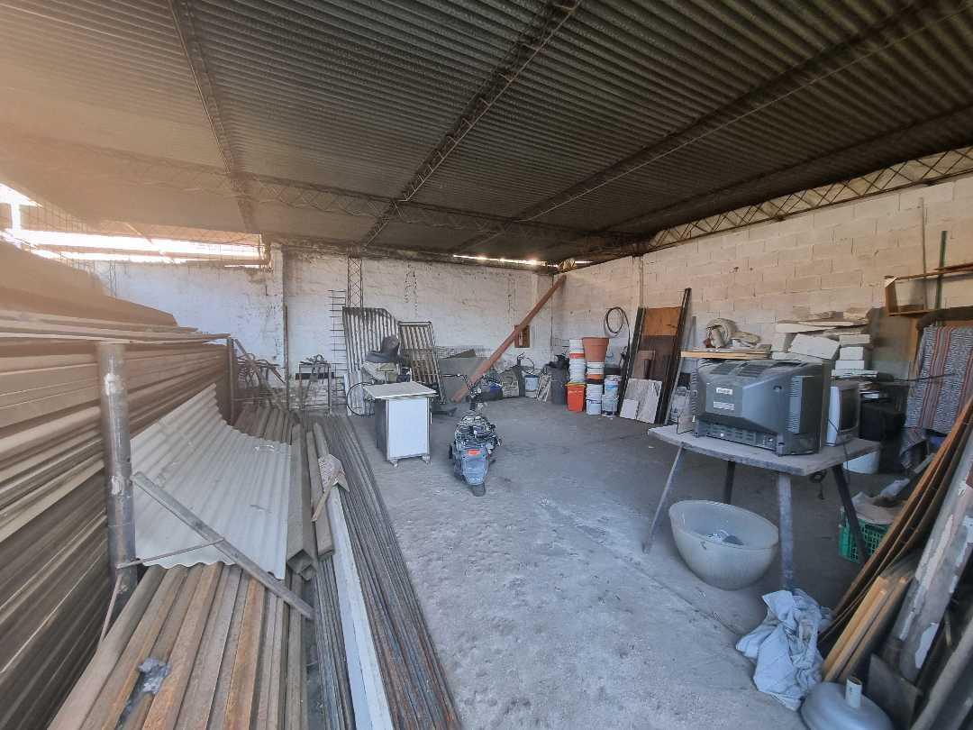 Se Vende Galpon Sobre Av Principal Carlos Paz 4