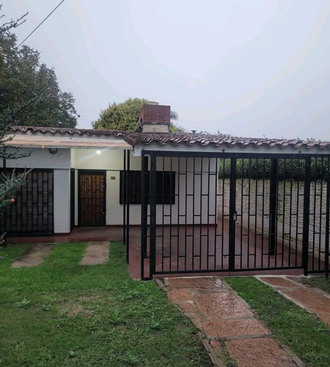 Vendo Chalet Centro 2 Dorm. Pileta 1