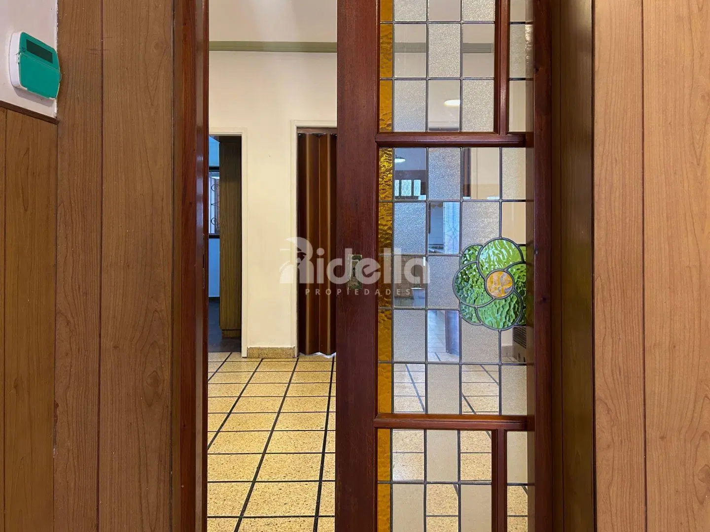 Casa en venta - 3 dormitorios - 2 cocheras y espacio independiente - Lote 7.5x40 5