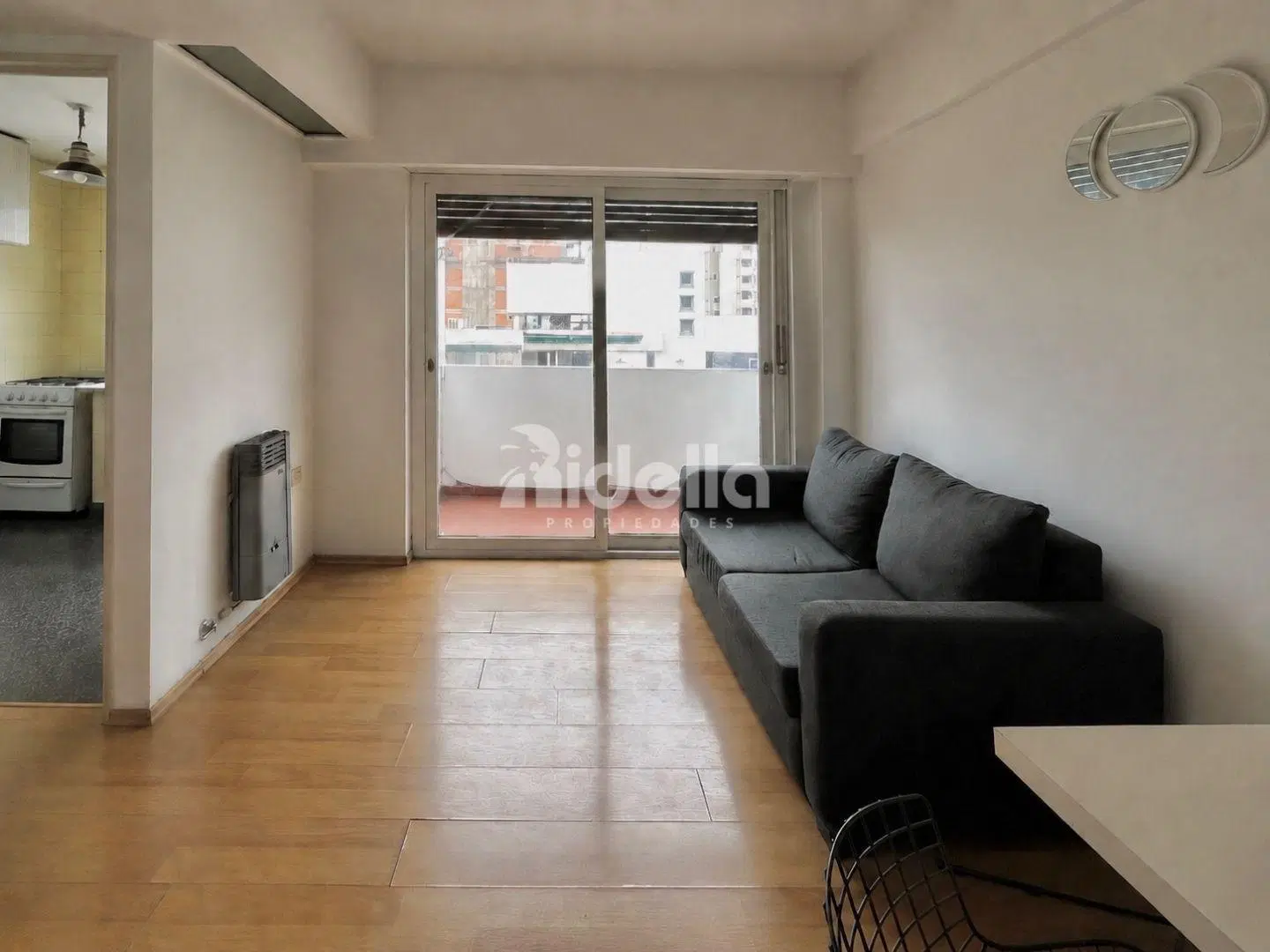 VENTA DEPARTAMENTO UN DORMITORIO CON BALCON - ZONA CENTRO 4