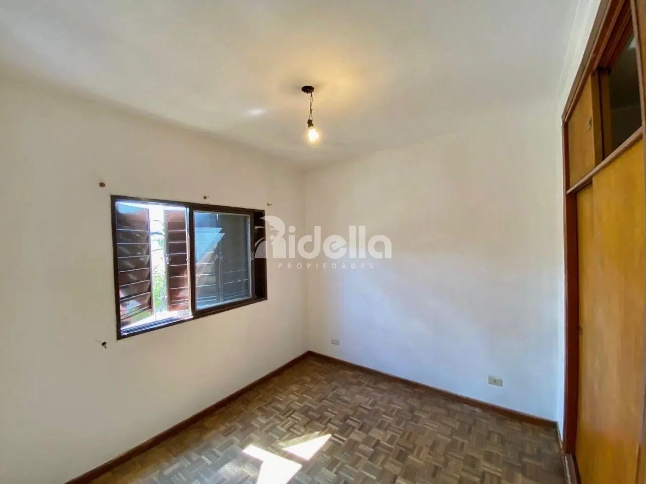 Venta depto. 2 dormi - Balcón al frente - Zona Universitaria - Apto banco 4