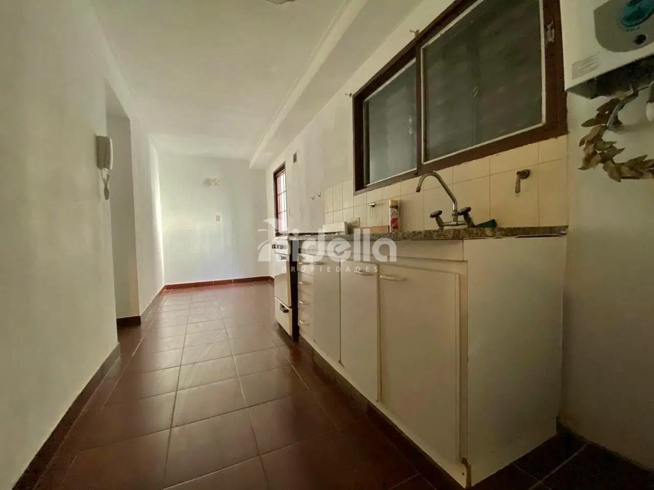 Venta depto. 2 dormi - Balcón al frente - Zona Universitaria - Apto banco 8