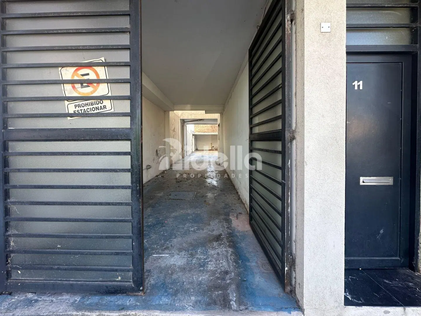 Oportunidad: cochera en venta - excelente ubicación, zona facultades, La Plata 8
