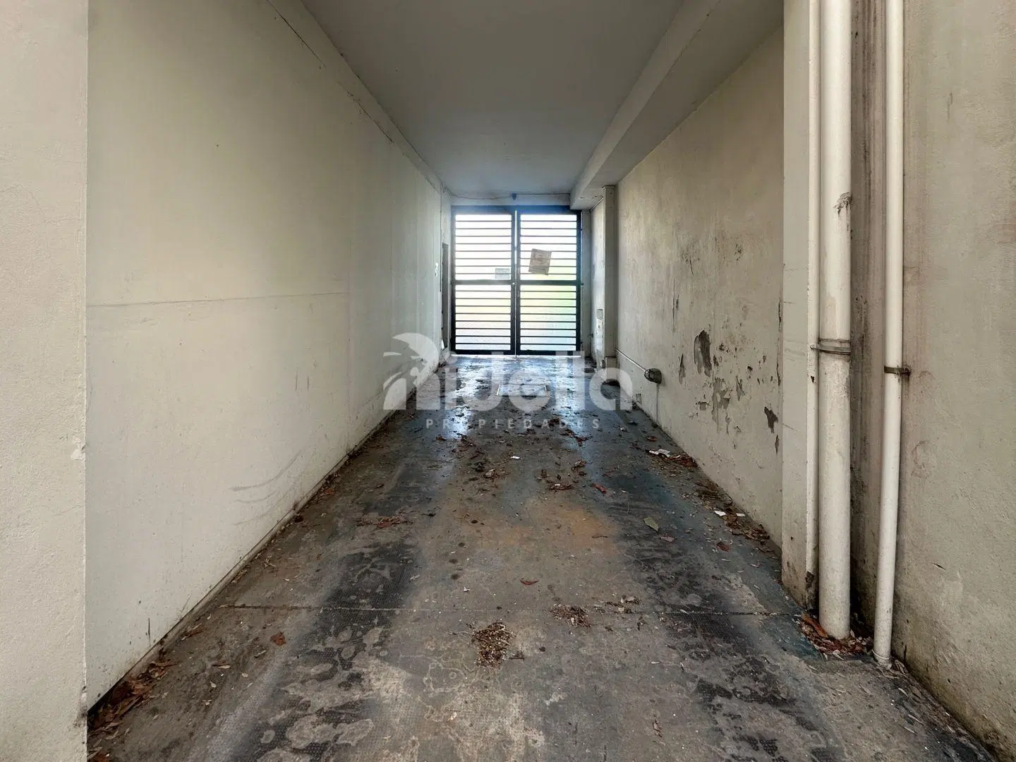 Oportunidad: cochera en venta - excelente ubicación, zona facultades, La Plata 1