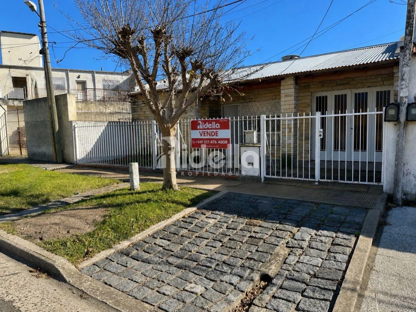 CASA EN VENTA 2 DORMITORIOS - EXCELENTE OPORTUNIDAD 2