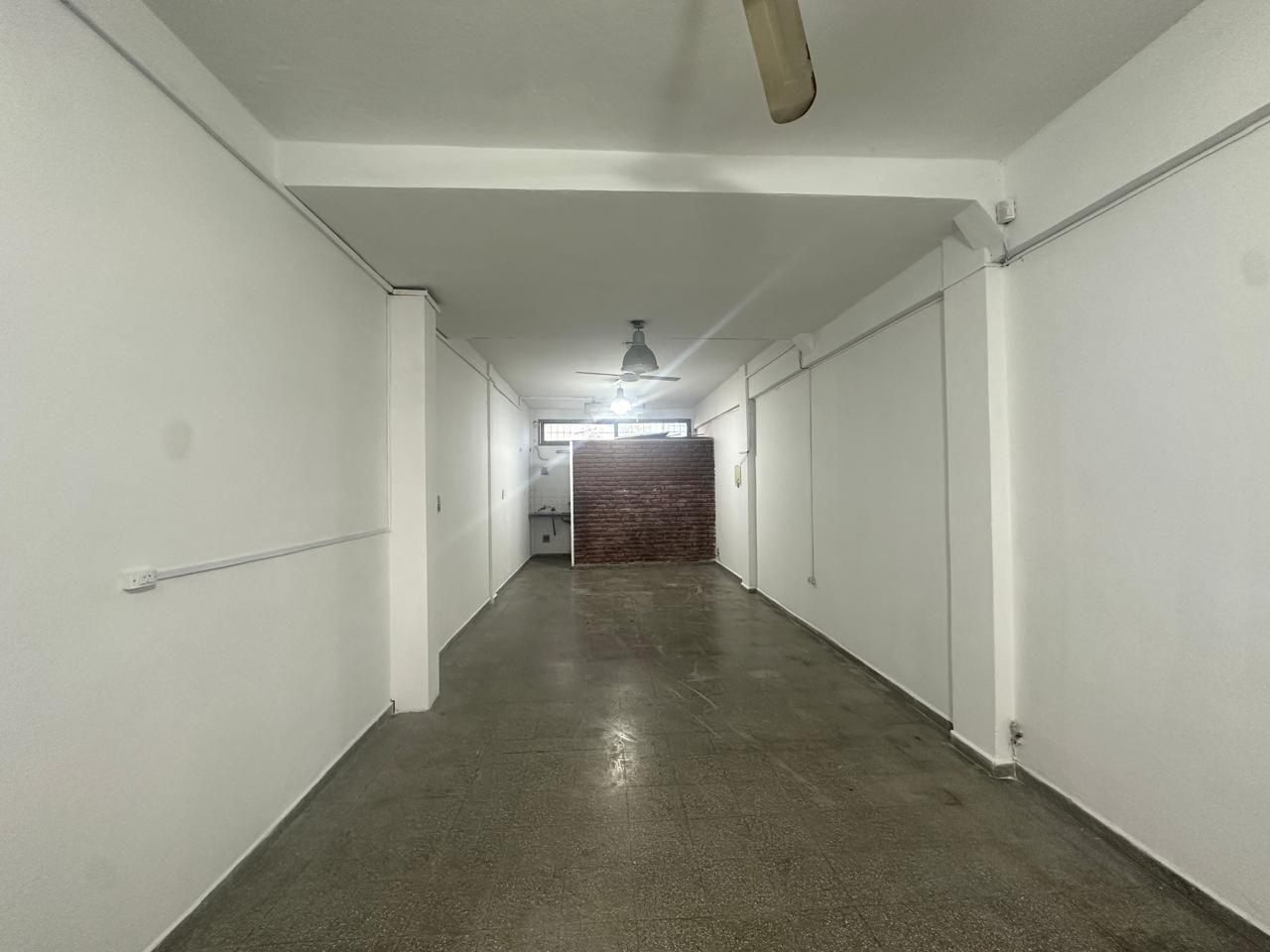 Foto de Local en alquiler. Ubicado en 122 n2011 e/ 73 y 74, imagen 4