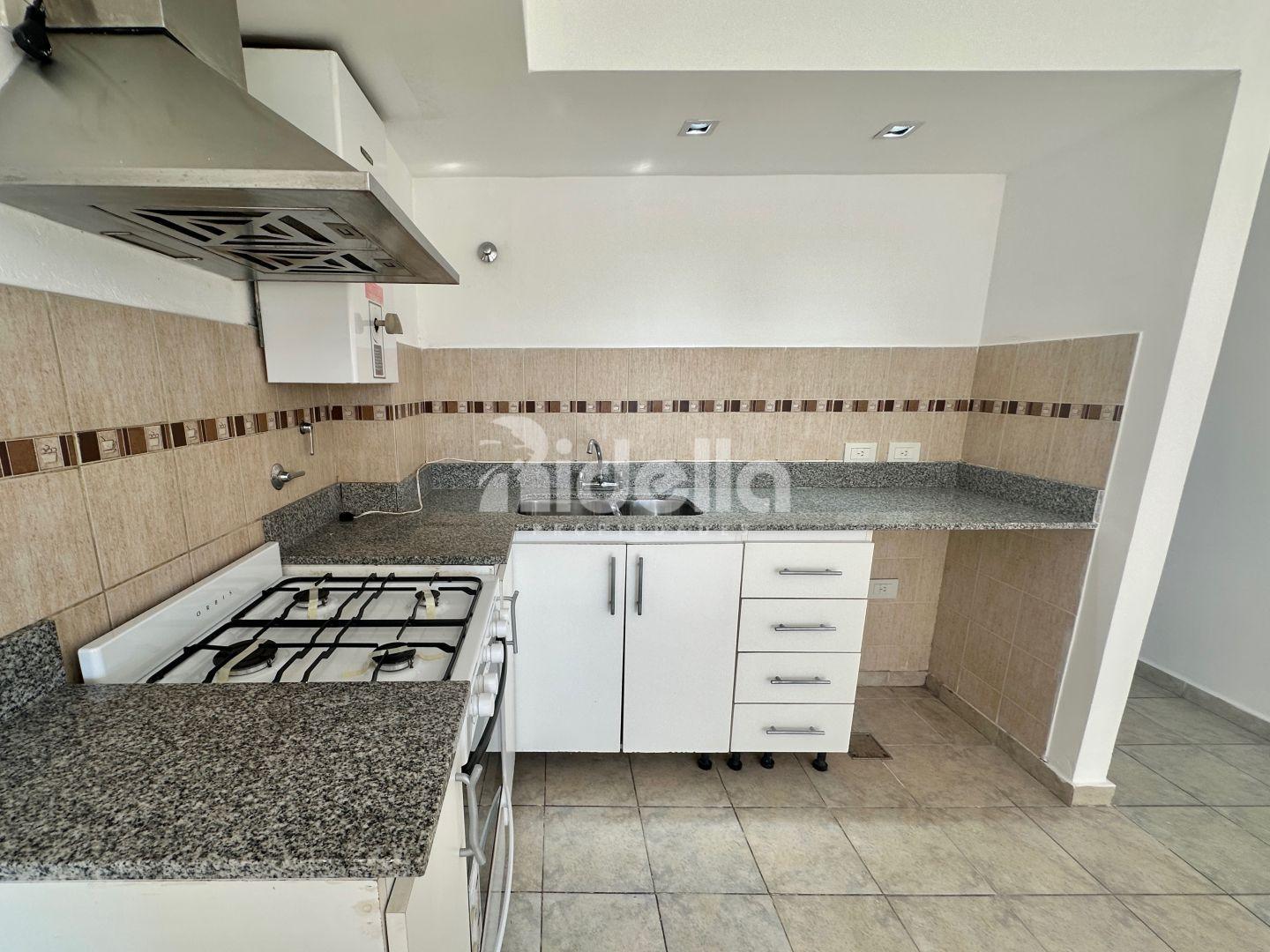 Foto de Semipiso 1 dormitorio CON COCHERA - Excelente ubicación, imagen 3